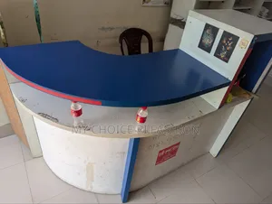 Garments Cash Counter for Sale