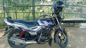 TVS Metro Plus 2025 Green