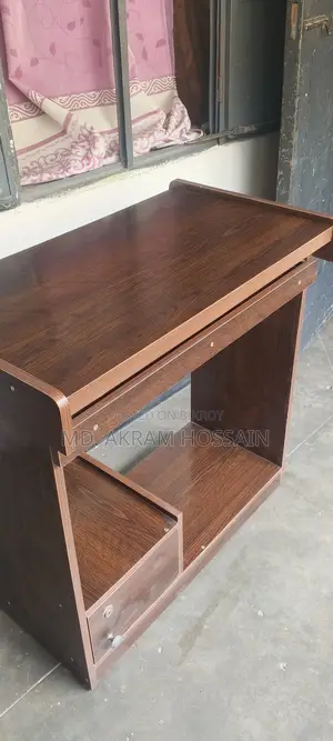Computer Table