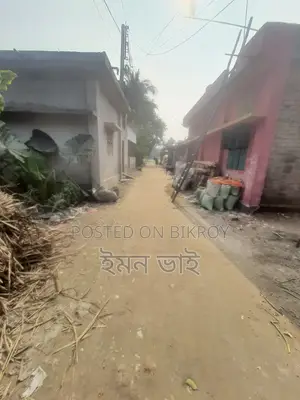 রাজশাহী লিলিহল মোড়ের পশ্চিমে দেলুয়াবাড়িতে আবাসিক মাটি