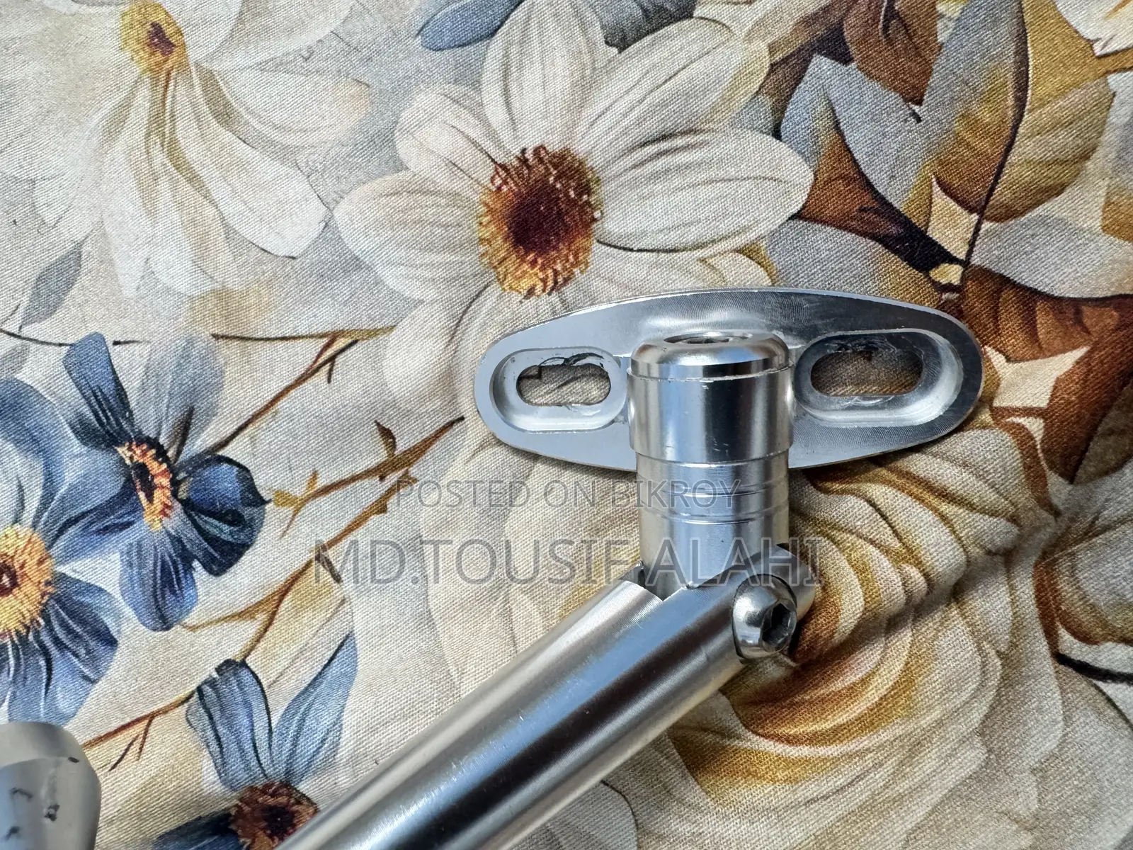 Rizoma Looking Glass ১ মাস ব্যবহৃত