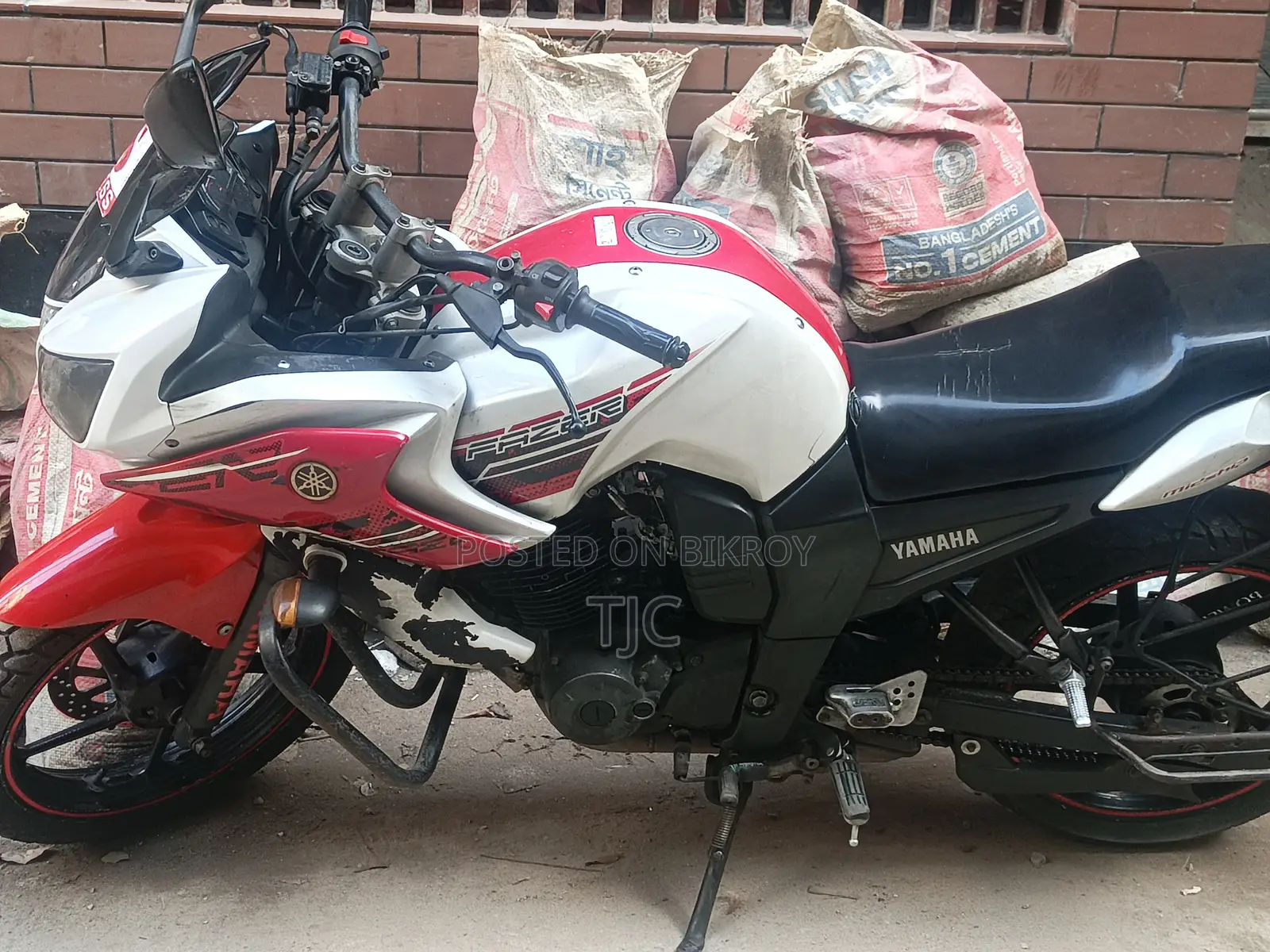 Yamaha FZ 2014 White