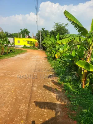 মোট ১৬ শতাংশ জমি। প্রতি শতাংশ ১০ লাখ টাকা। মোট ১ কোটি ৬০ লাখ টাকl মাএ।