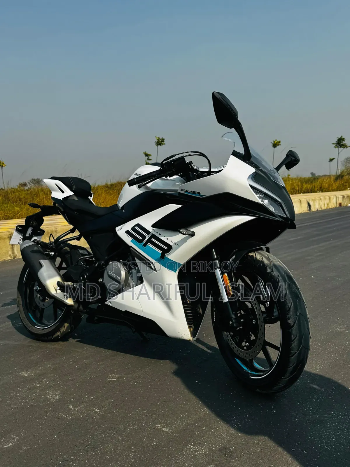 CFMoto 300SR 2026 White