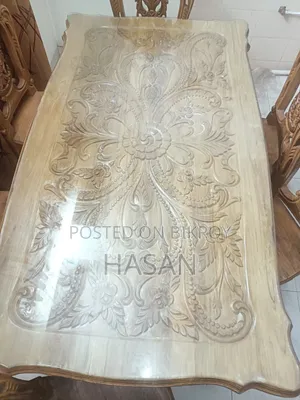 Victoria Dining Table