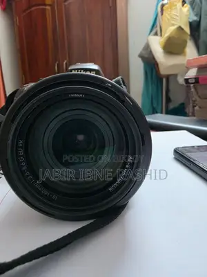 Nikon D5300 + Nikon 18-140mm Vr Lens + 128gb Card
