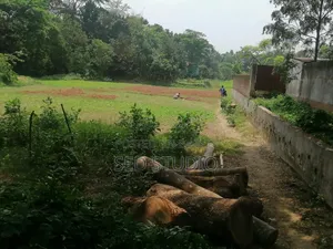 ৬ শতাংশ জমি বিক্রয়