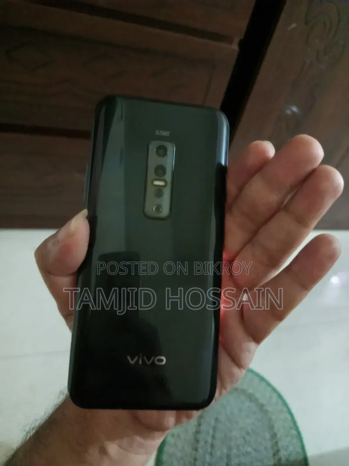 Vivo V7 32 GB Black