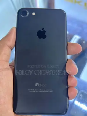 Apple iPhone 7 32 GB Black
