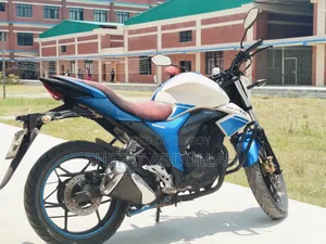 Suzuki Gixxer Monotone 2017 White
