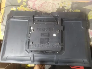 Smart TV 32 Inch with Panel Protector
