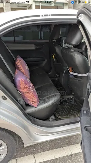 Toyota Axio 1.5 G 2WD 2012 সিলভার