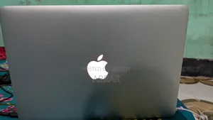 Laptop Apple MacBook Pro 16GB Intel Core I7 SSD 1T