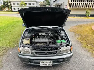 Toyota Corolla Sedan Automatic 1996 Gray