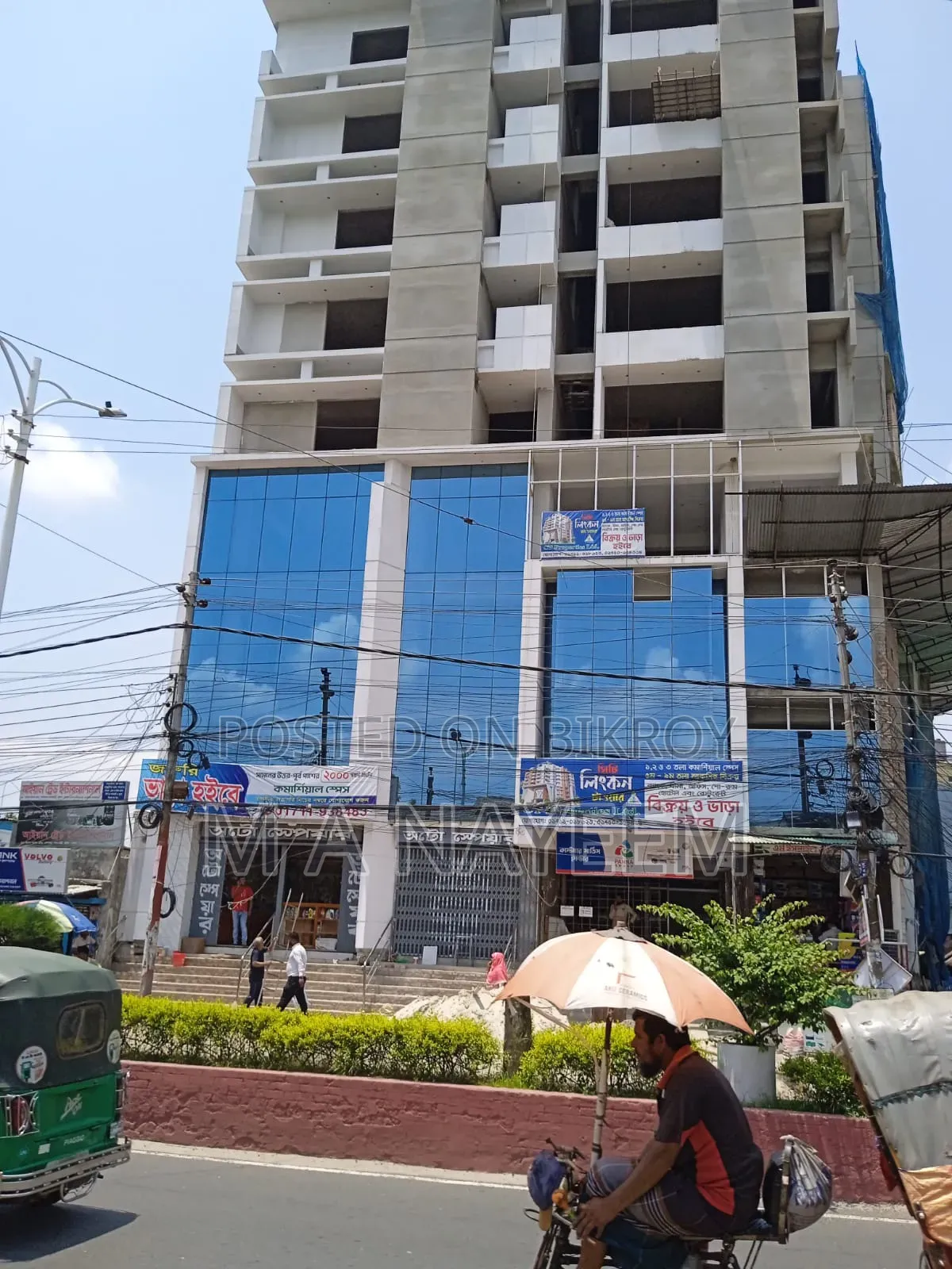 2000 Sq Ft Commercial Space for Rent in the Heart of Khulna