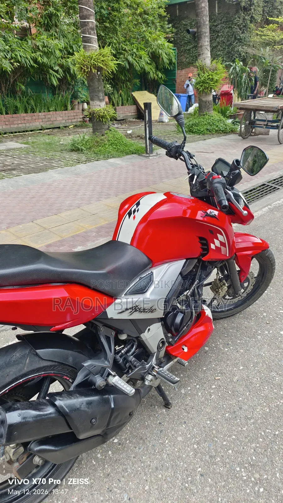 TVS Apache RTR 160 4V 2023 Red