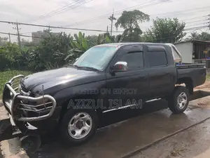 Toyota Hilux 2.5 Cab 2005 Black