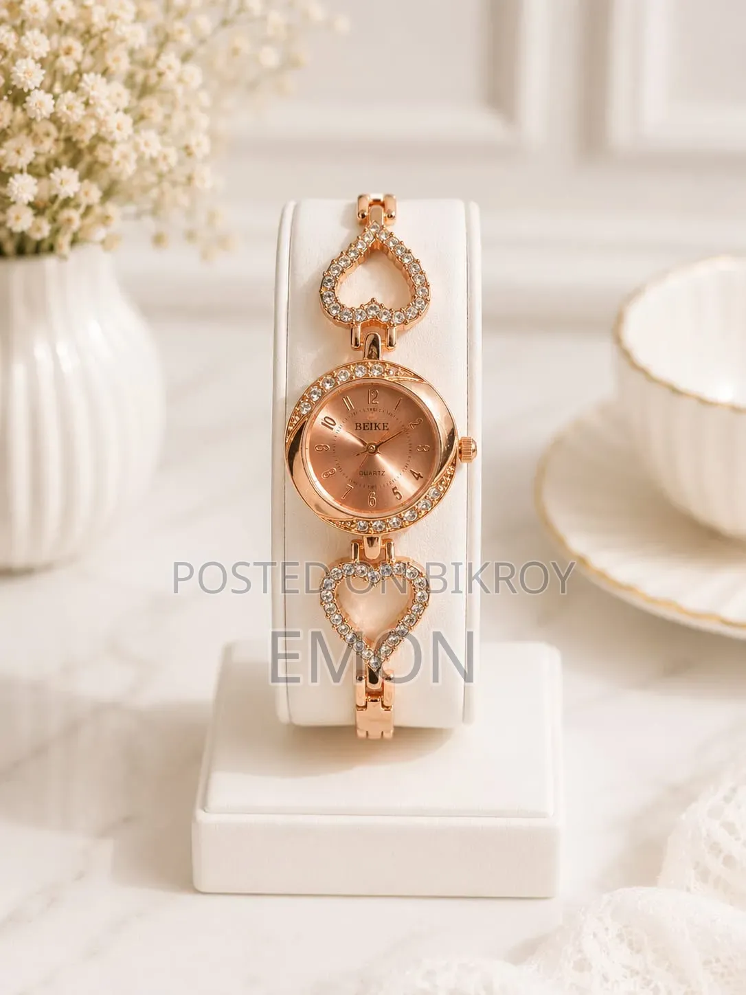 Ladies Bracelet Hand Watch (Offer Price)