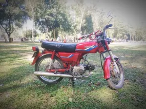 Hero 1998 Red