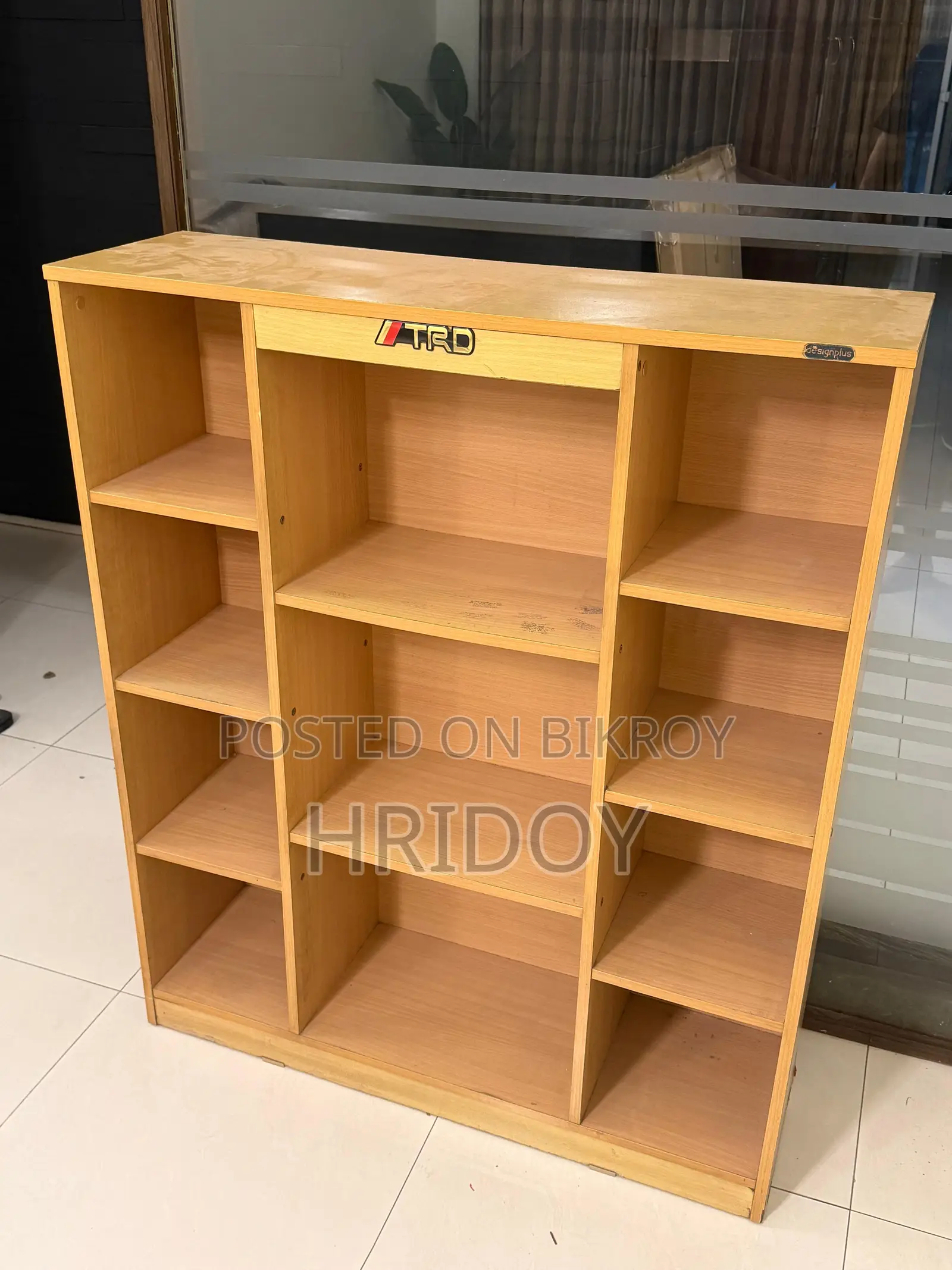Bookshelf (Otobi)