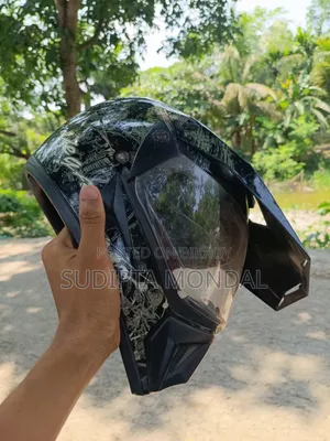Helmet Veja Brand