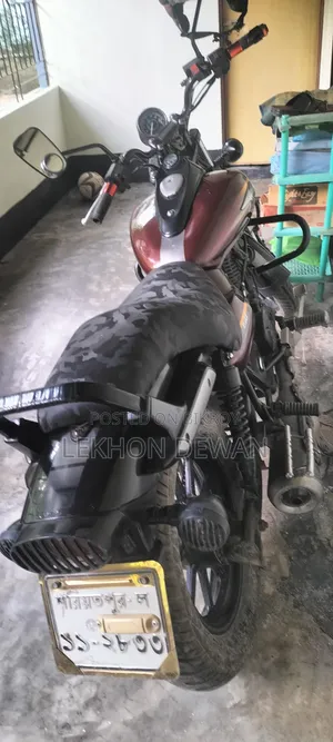 Bajaj Avenger 150 Street 2018 Red