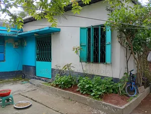 Furnished 4bdrm House in Boyra Bazar for Sale