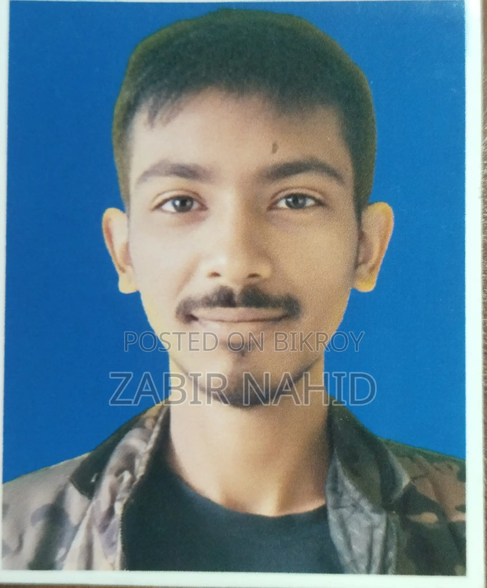অভিজ্ঞ ফুল-টাইম ব্যক্তিগত ড্রাইভার নিয়োগ