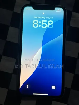Apple iPhone XR 64 GB White