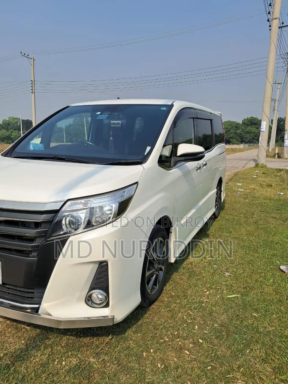 Toyota Noah 2.0 FWD (7 Seater) 2017 Pearl