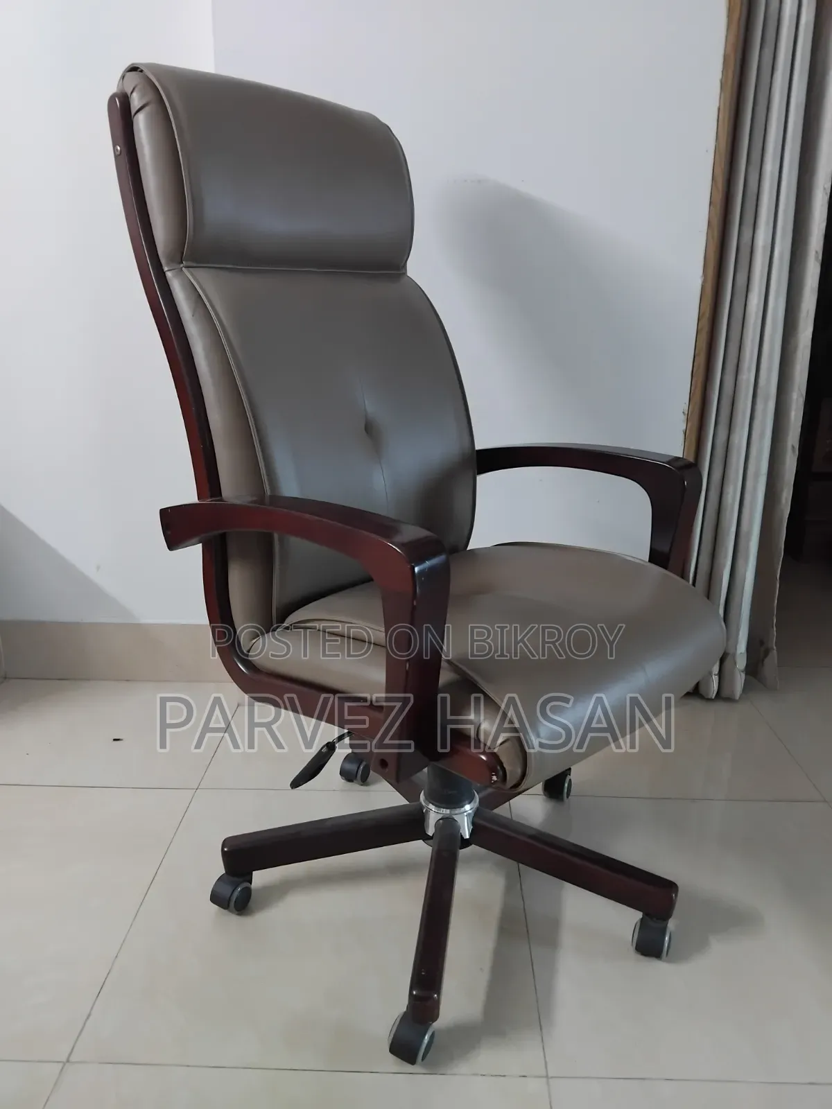 Regal Office Swivel Chair CSC-304