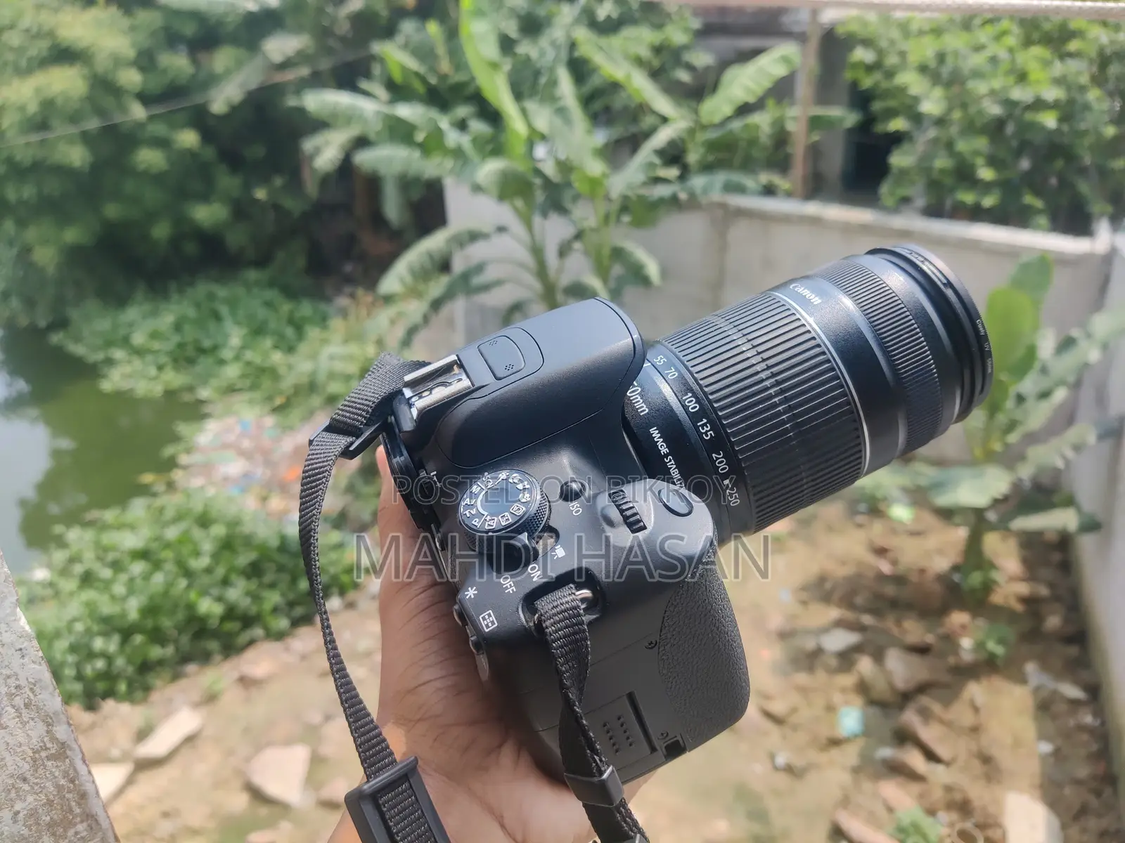 Canon 700D