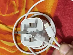 iPhone 15 Charger