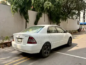 Toyota Corolla Sedan 2003 White