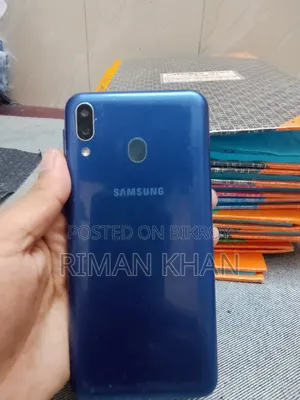Samsung Galaxy M20 32 GB Blue
