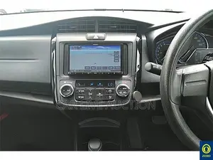 Toyota Axio 2021 White