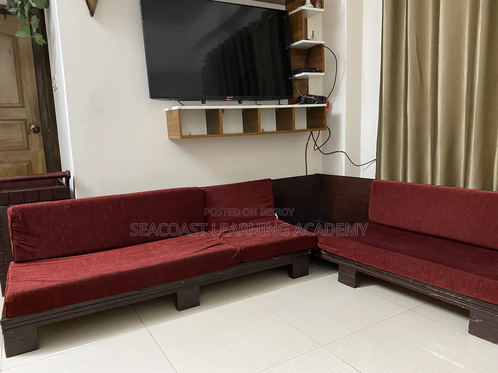 Beautiful and Sturdy Sofa Set for Sale