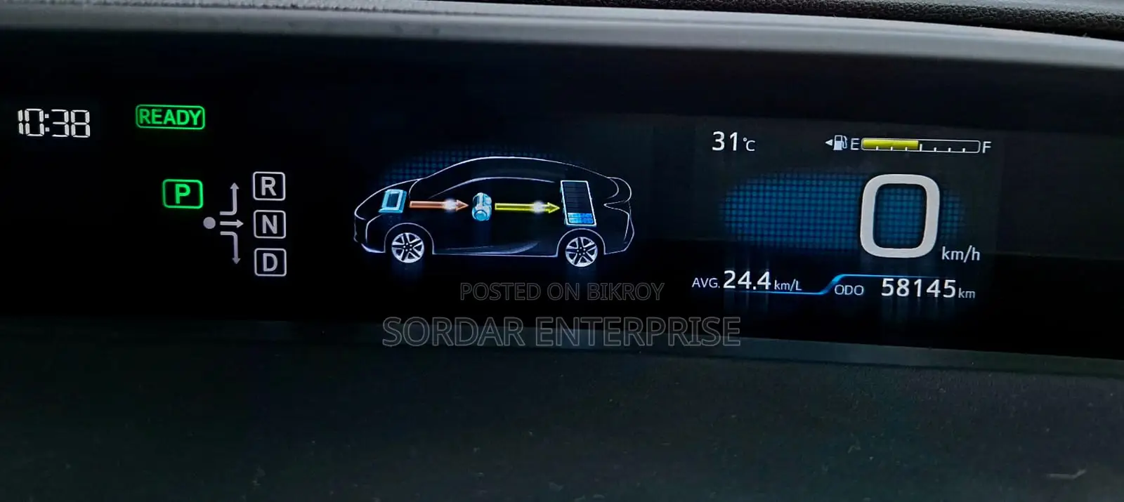 Toyota Prius Two 4dr Hatchback (1.8L 4cyl Gas/Electric Hybrid CVT) 2015
