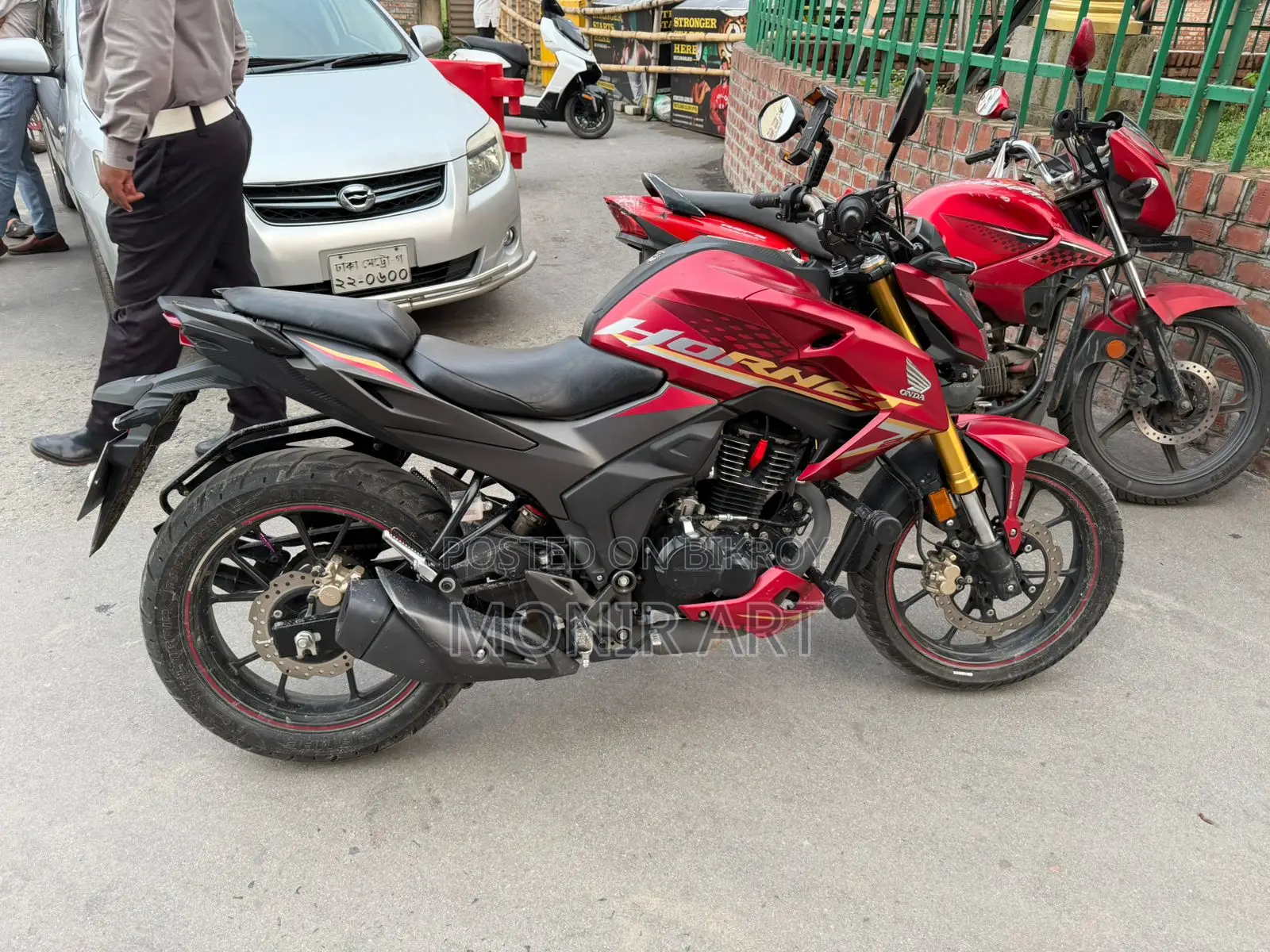 Honda Hornet 2024 Red
