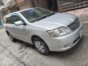 টয়োটা করোলা সেডান অটোমেটিক ২০০৫ সিলভার