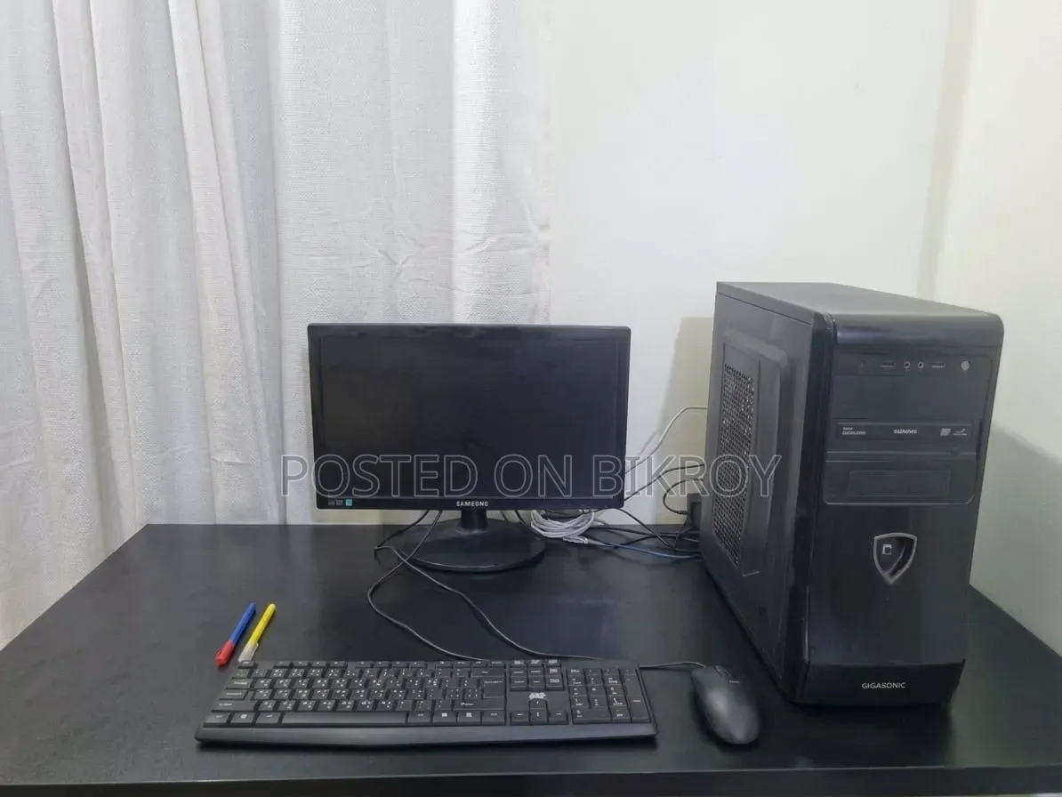 Desktop Computer Asus 8GB Intel Core I3 HDD+SSD 320GB
