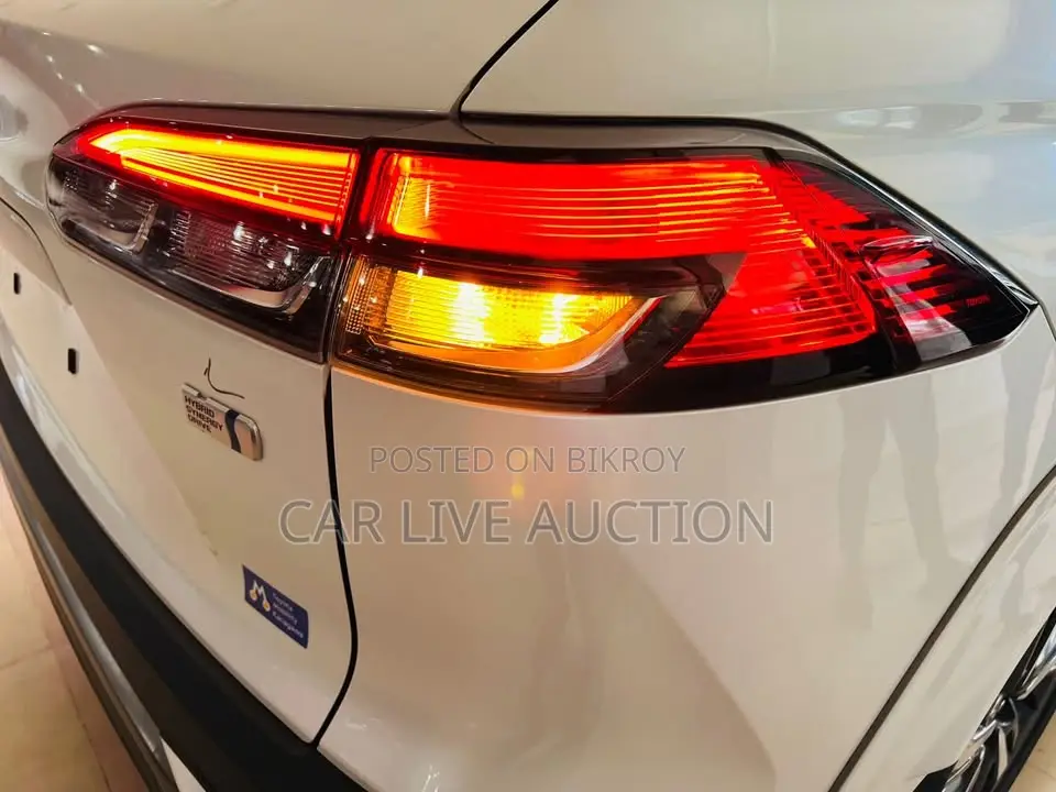 Toyota Corolla Cross 1.8 Petrol FWD 2021 Pearl