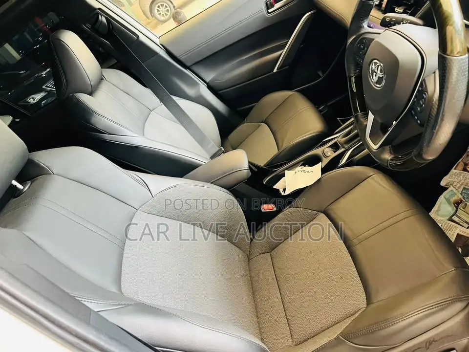 Toyota Corolla Cross 1.8 Petrol FWD 2021 Pearl