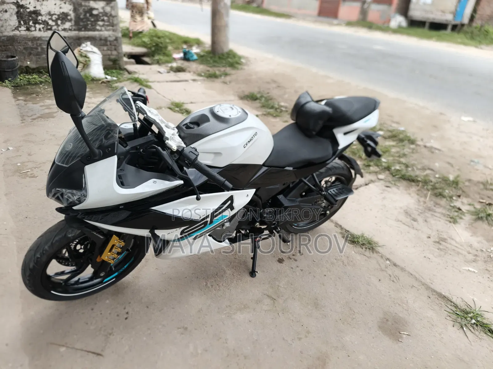 New CFMoto 300SR 2025 White