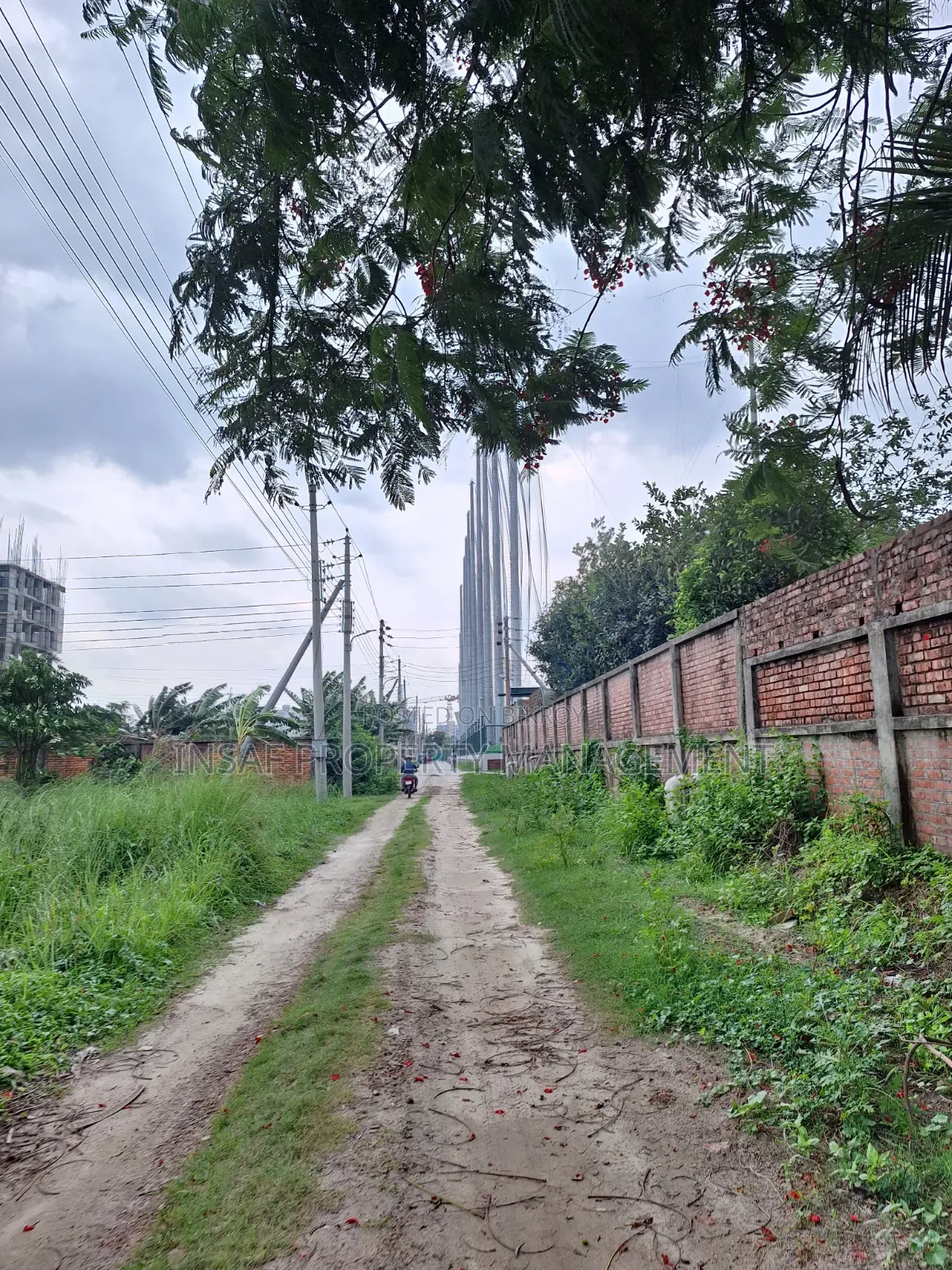 Land Sale 5 Katha Block-I Extention Bashundhara North Facing Nice View