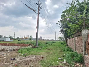 Land Sale 5 Katha Block-I Extention Bashundhara North Facing Nice View