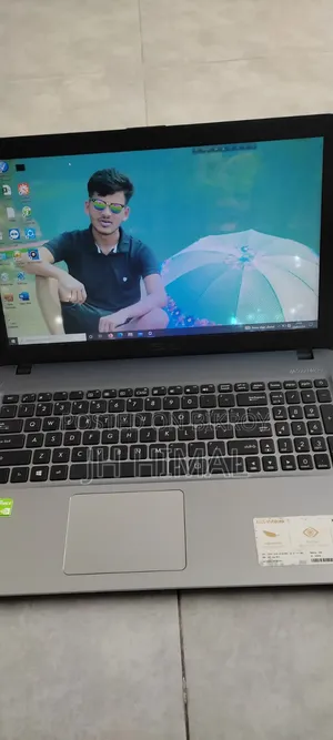 Laptop Asus VivoBook 15 X540NA 4GB Intel Core I5 SSD 1T