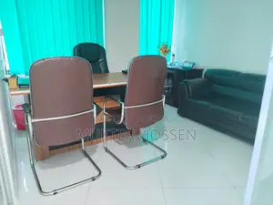 জরুরি ভিত্তিতে অফিস রুম ভাড়া হবে