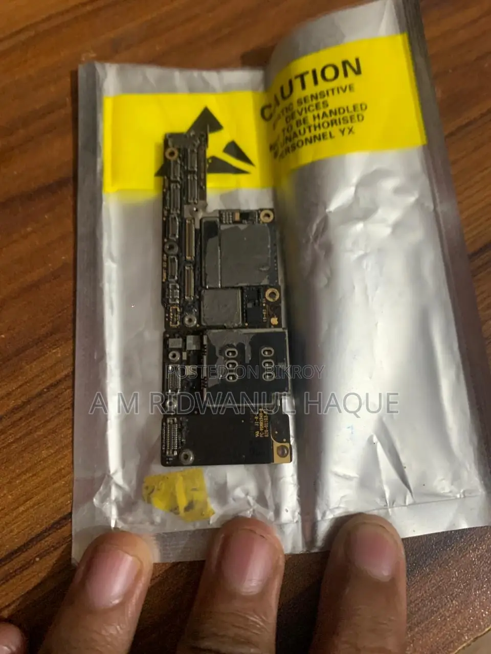 iPhone Xs Max (64GB)