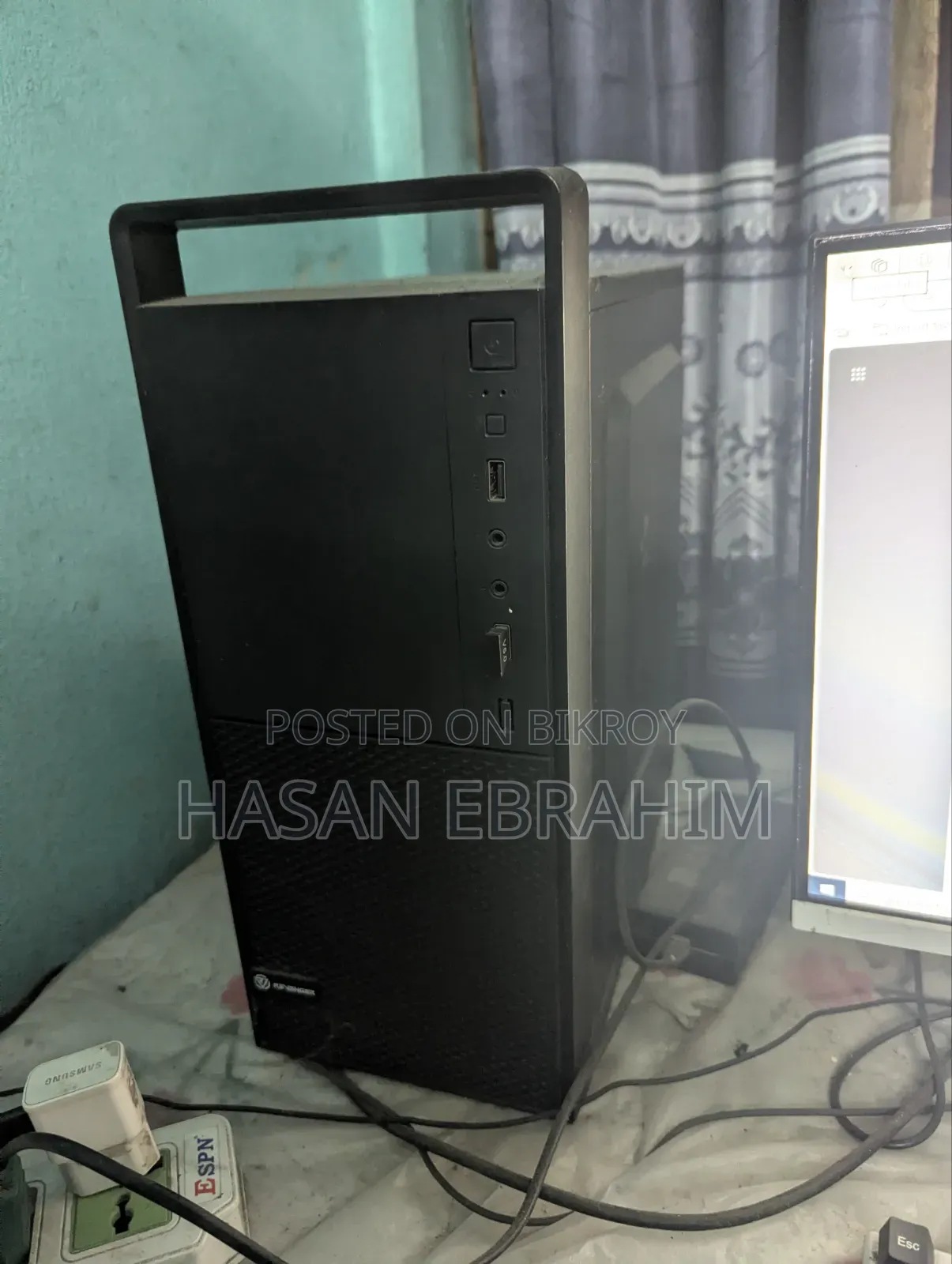 Desktop Computer 8GB Intel Core i5 SSD 250GB